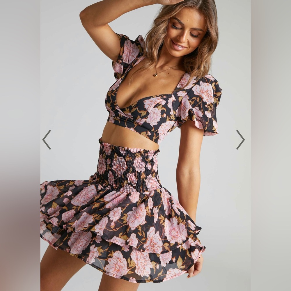 NWT SHOWPO floral crop top and mini skirt